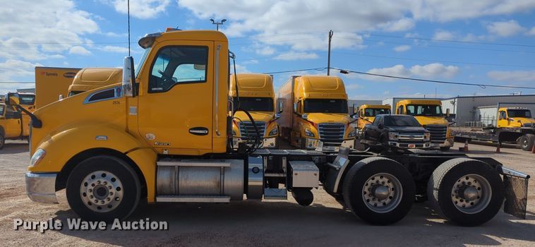 image for item NZ9295 2019 Kenworth T680 semi truck