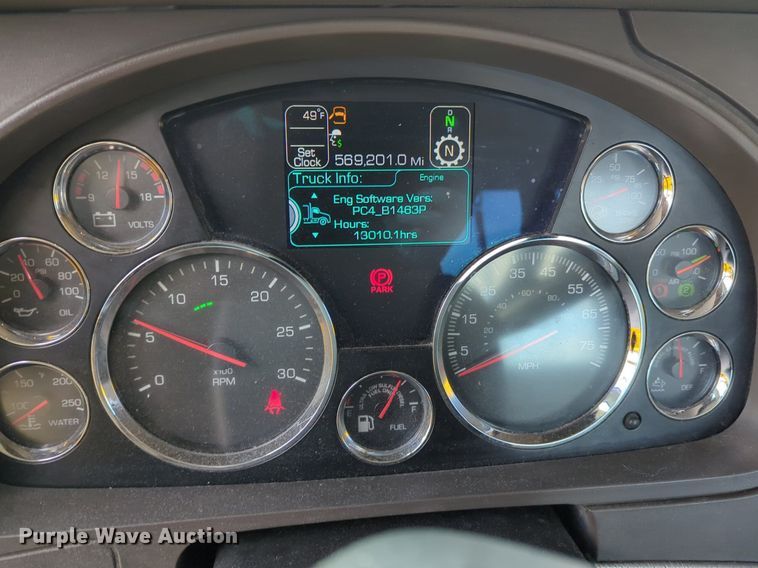 image for item NZ9295 2019 Kenworth T680 semi truck