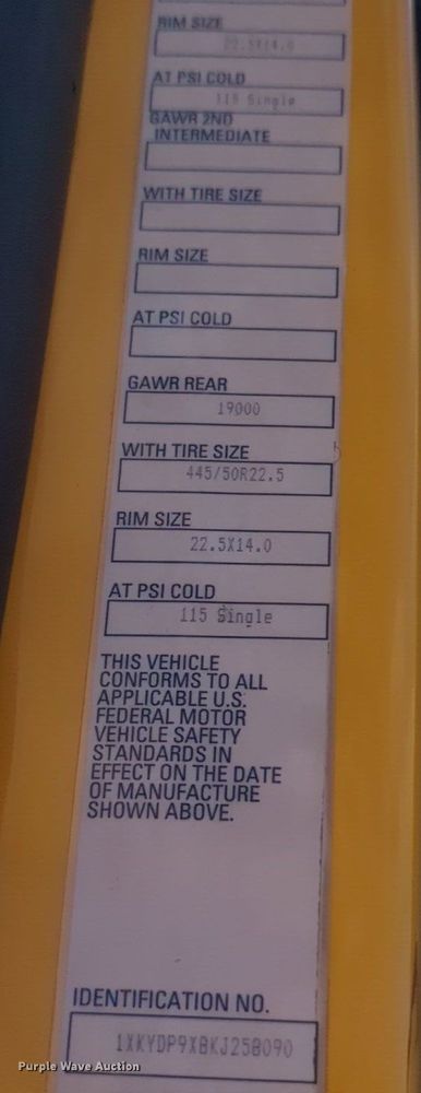 image for item NZ9295 2019 Kenworth T680 semi truck