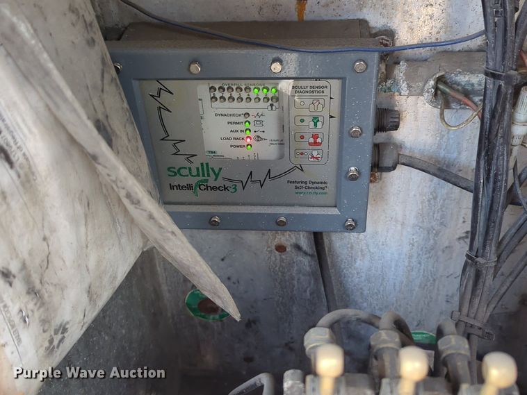 image for item NZ9298 1997 Beall BAST-97-3-SB tank trailer