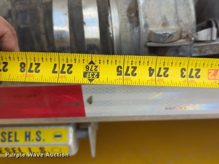 image for item NZ9298 1997 Beall BAST-97-3-SB tank trailer