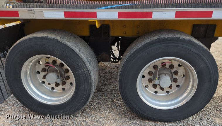 image for item NZ9298 1997 Beall BAST-97-3-SB tank trailer