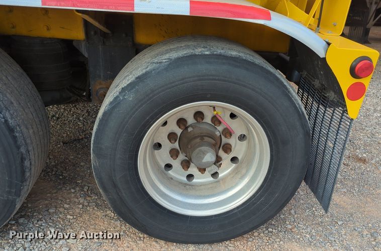 image for item NZ9298 1997 Beall BAST-97-3-SB tank trailer