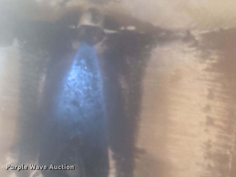 image for item NZ9300 2015 MAC LTT tank trailer