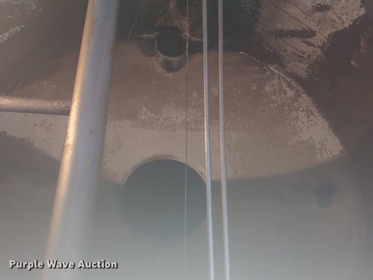 image for item NZ9300 2015 MAC LTT tank trailer