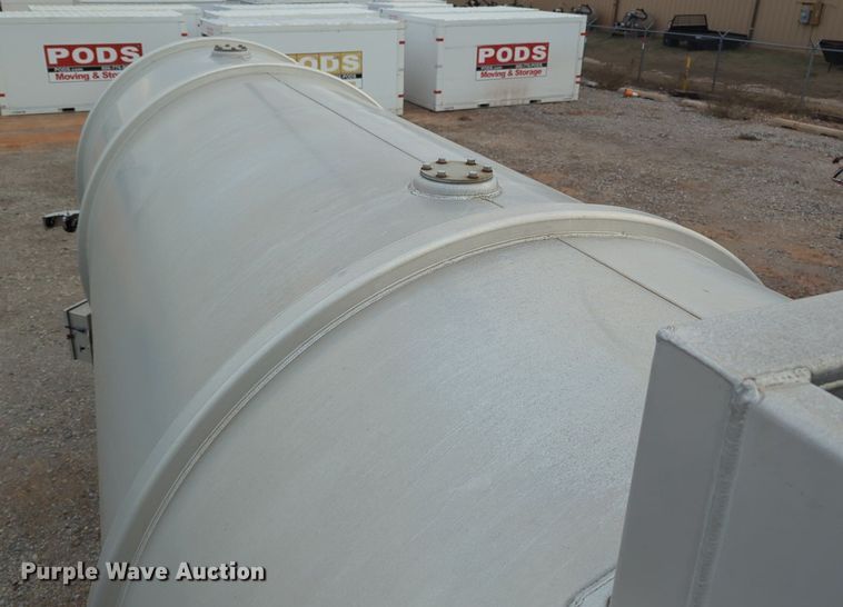 image for item NZ9300 2015 MAC LTT tank trailer