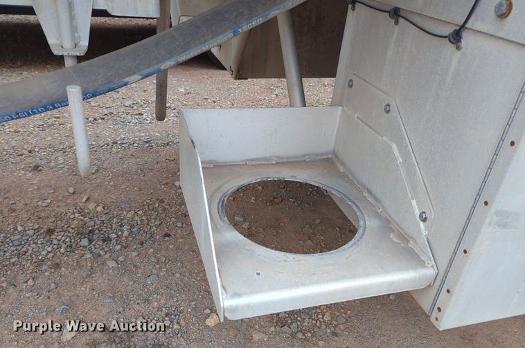 image for item NZ9300 2015 MAC LTT tank trailer