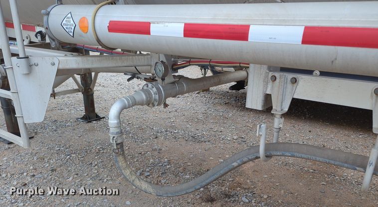 image for item NZ9300 2015 MAC LTT tank trailer