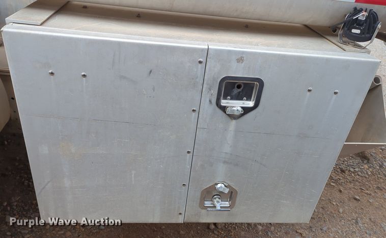 image for item NZ9300 2015 MAC LTT tank trailer