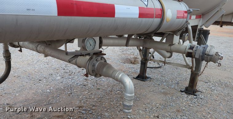 image for item NZ9300 2015 MAC LTT tank trailer