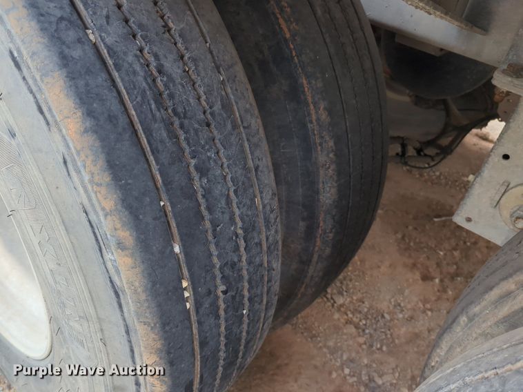 image for item NZ9300 2015 MAC LTT tank trailer