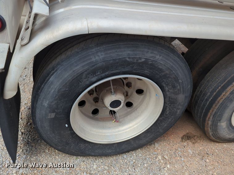 image for item NZ9300 2015 MAC LTT tank trailer