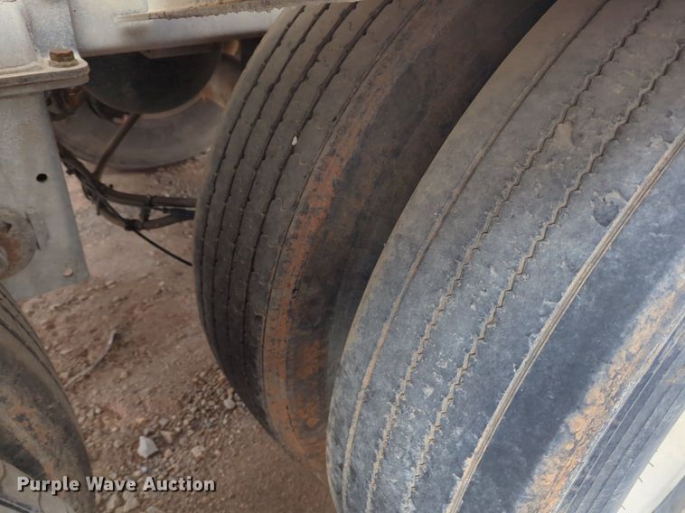 image for item NZ9300 2015 MAC LTT tank trailer