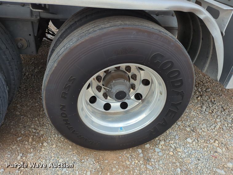 image for item NZ9301 2015 MAC LTT tank trailer