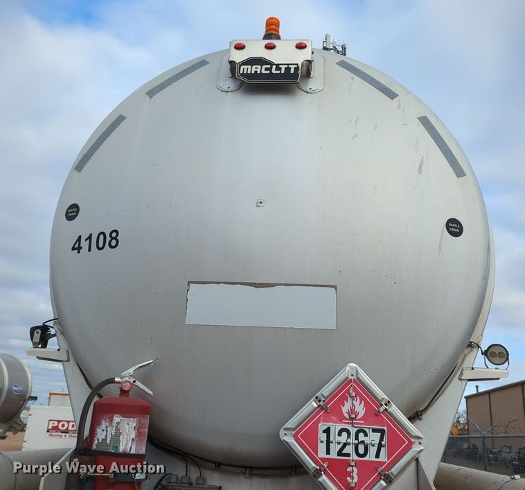 image for item NZ9302 2015 MAC LTT tank trailer