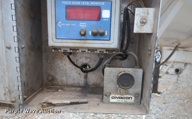 image for item NZ9302 2015 MAC LTT tank trailer