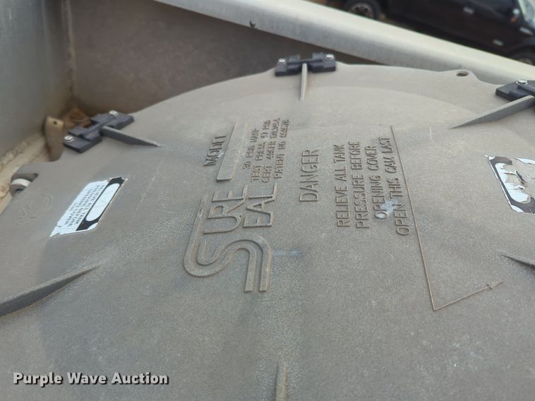 image for item NZ9302 2015 MAC LTT tank trailer