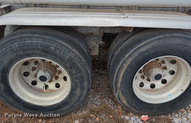 image for item NZ9302 2015 MAC LTT tank trailer