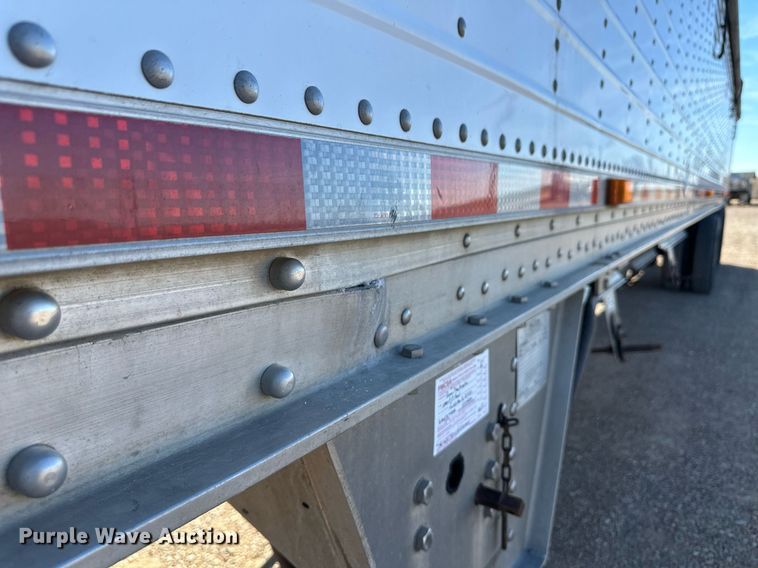 image for item OA9552 2007 Wilson DWH-500 grain trailer