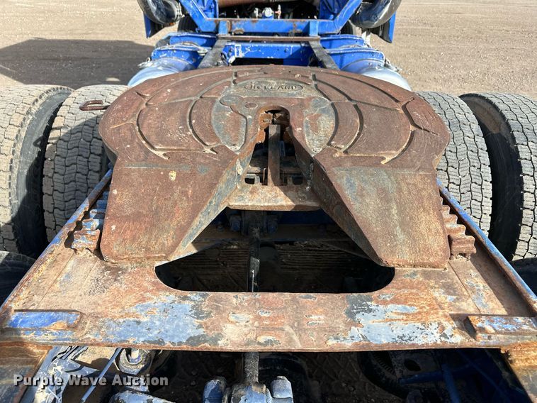 image for item OA9589 1986 Peterbilt 362 semi truck