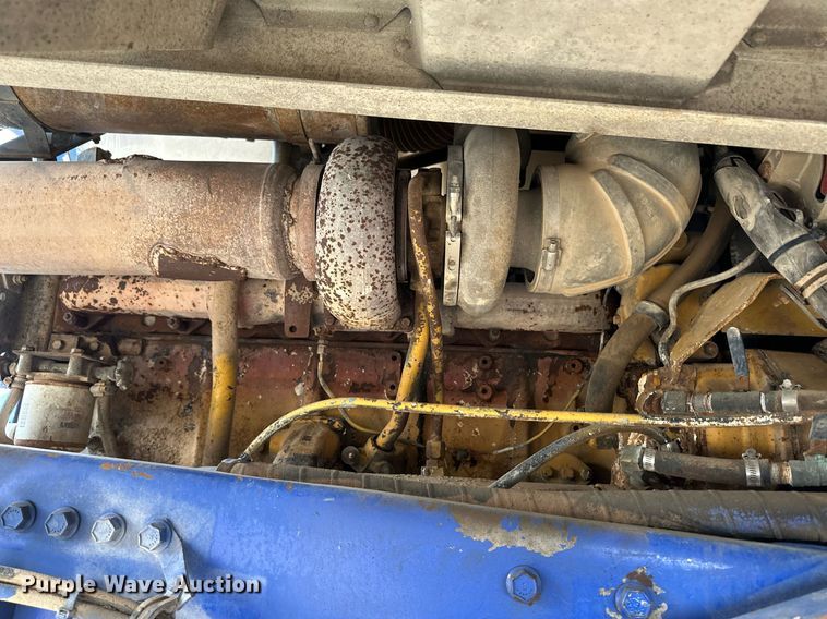 image for item OA9589 1986 Peterbilt 362 semi truck