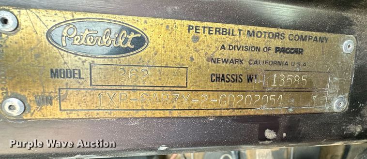 image for item OA9589 1986 Peterbilt 362 semi truck