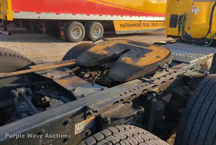 image for item OD9254 2021 Kenworth  T680 semi truck