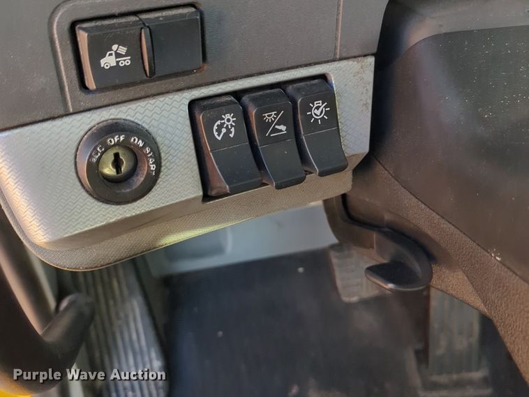 image for item OD9254 2021 Kenworth  T680 semi truck