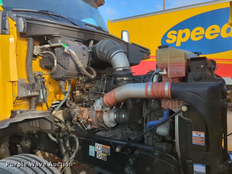 image for item OD9254 2021 Kenworth  T680 semi truck