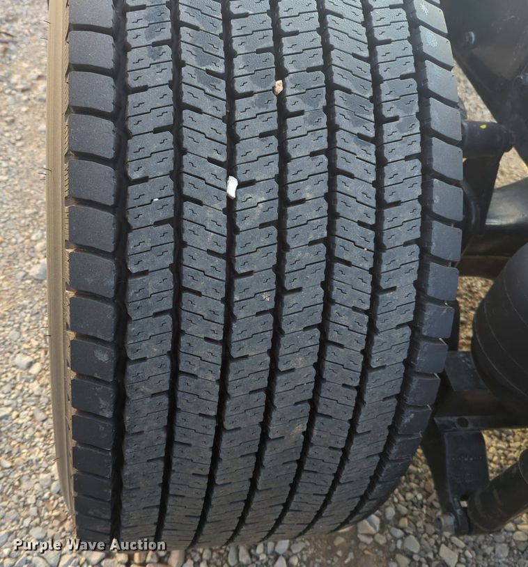 image for item OD9254 2021 Kenworth  T680 semi truck