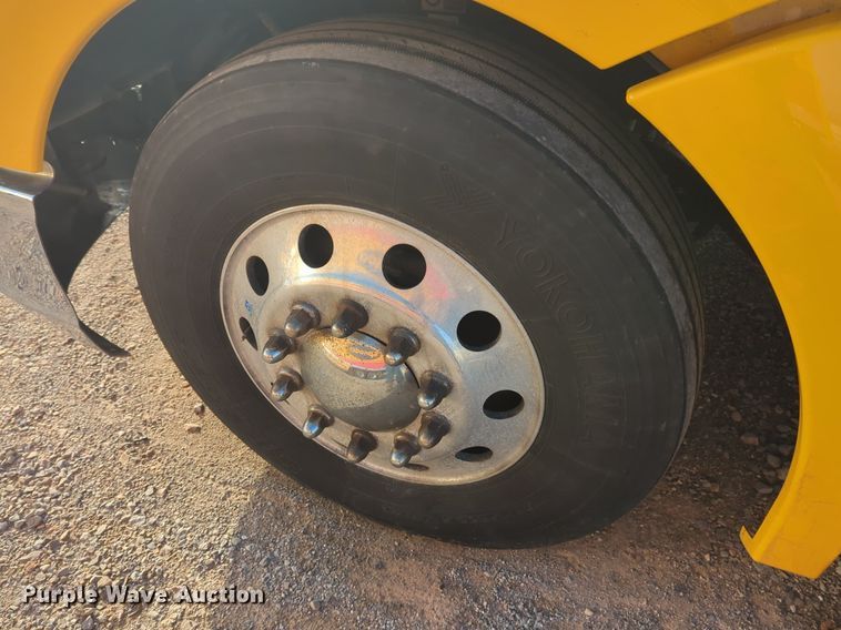 image for item OD9254 2021 Kenworth  T680 semi truck