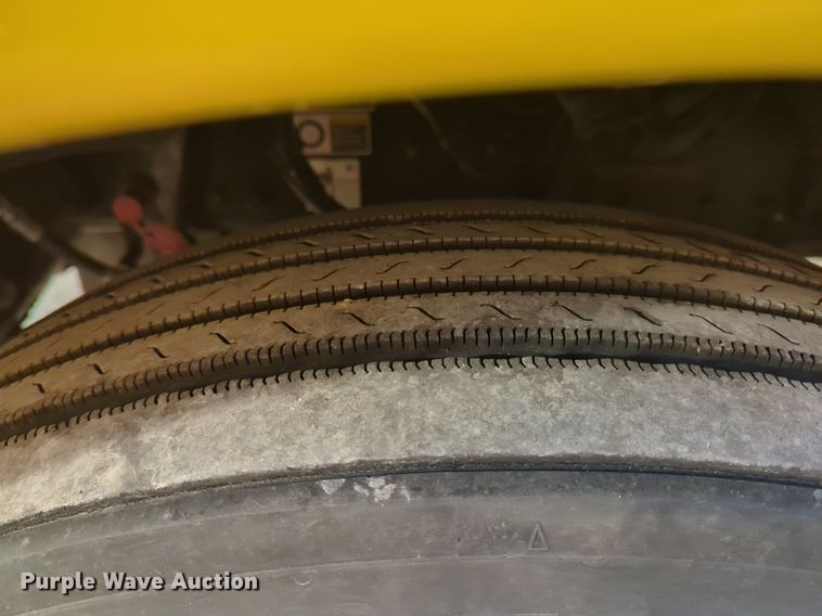 image for item OD9254 2021 Kenworth  T680 semi truck