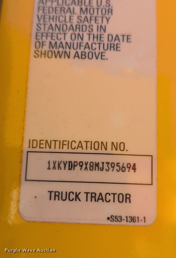 image for item OD9254 2021 Kenworth  T680 semi truck