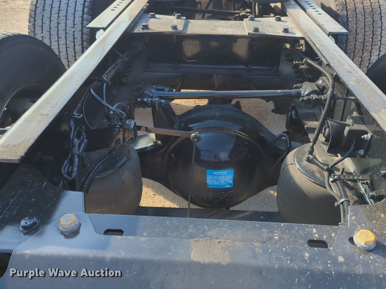 image for item OD9263 2020 Kenworth T680 semi truck