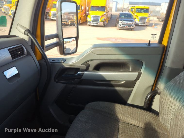 image for item OD9263 2020 Kenworth T680 semi truck