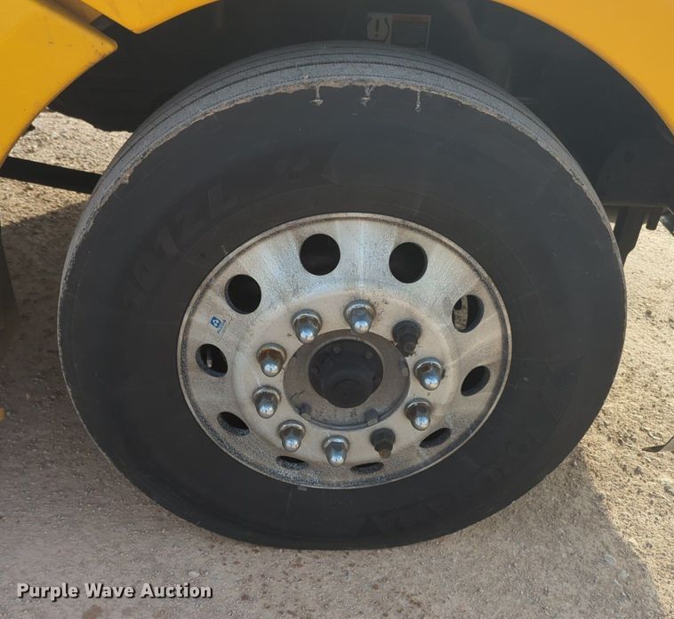 image for item OD9264 2020 Kenworth T680 semi truck