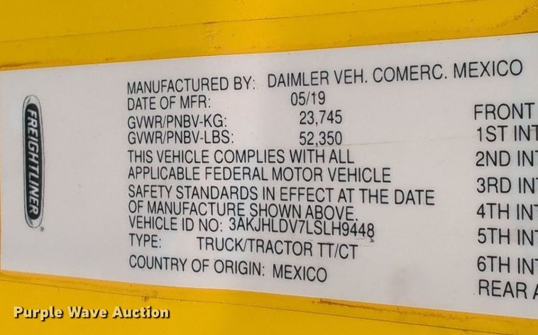 image for item OD9266 2020 Freightliner Cascadia 126 semi truck