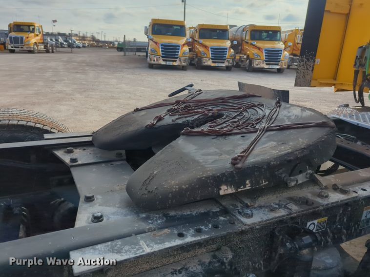 image for item OD9267 2019 Kenworth  T680 semi truck