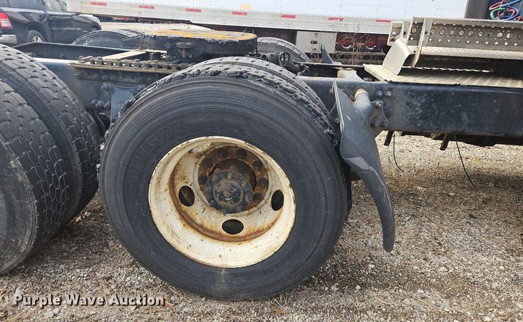 image for item OK9793 2019 Freightliner  Cascadia  semi truck