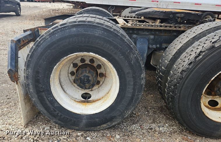 image for item OK9793 2019 Freightliner  Cascadia  semi truck