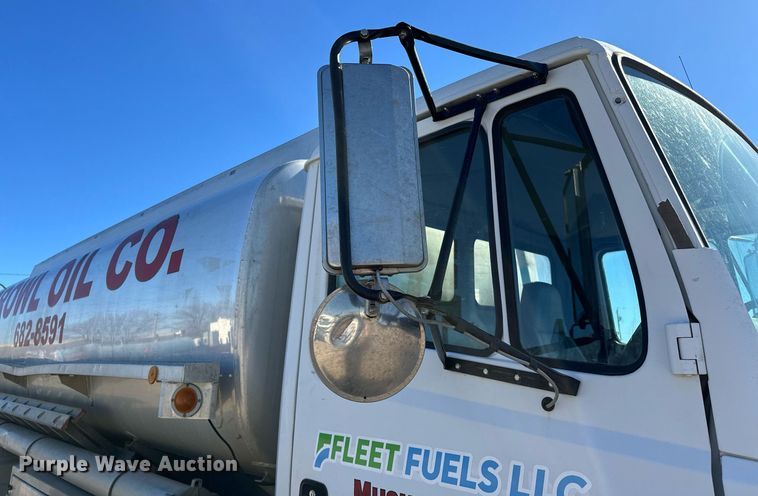 image for item OM9766 2004 Freightliner  FL70 fuel truck