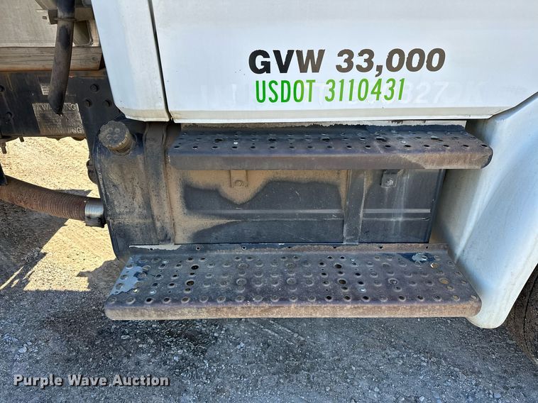 image for item OM9766 2004 Freightliner  FL70 fuel truck