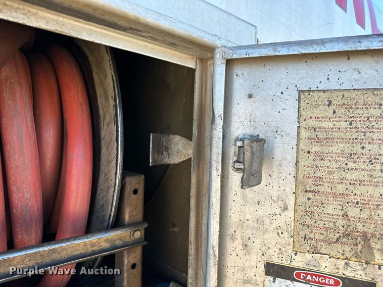 image for item OM9766 2004 Freightliner  FL70 fuel truck