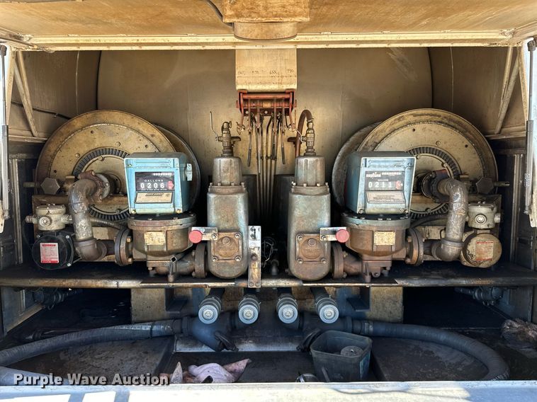 image for item OM9766 2004 Freightliner  FL70 fuel truck