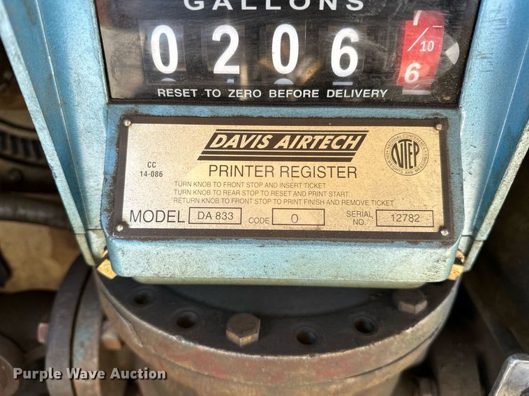 image for item OM9766 2004 Freightliner  FL70 fuel truck