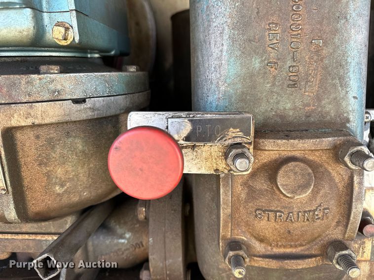 image for item OM9766 2004 Freightliner  FL70 fuel truck