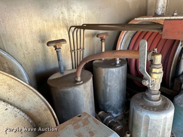 image for item OM9766 2004 Freightliner  FL70 fuel truck