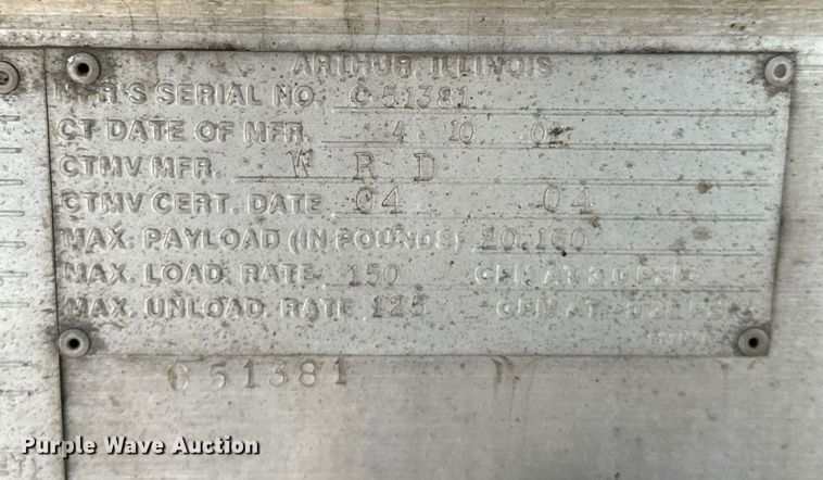 image for item OM9766 2004 Freightliner  FL70 fuel truck