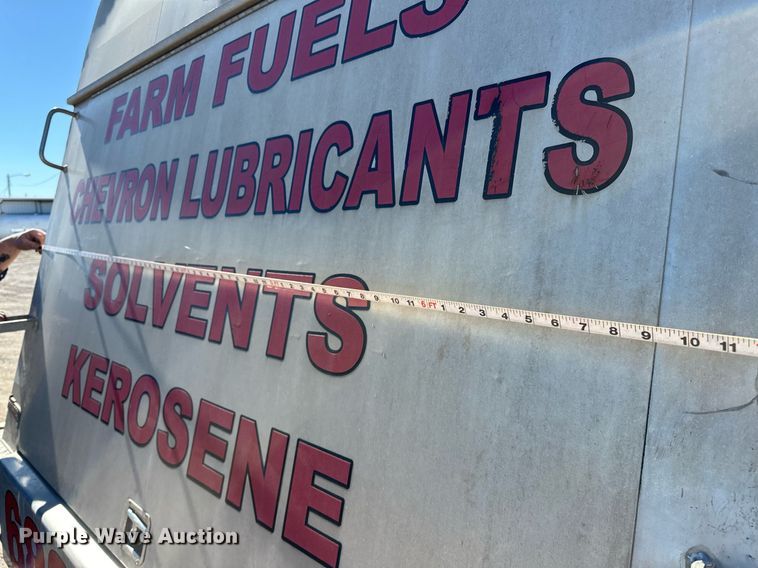 image for item OM9766 2004 Freightliner  FL70 fuel truck