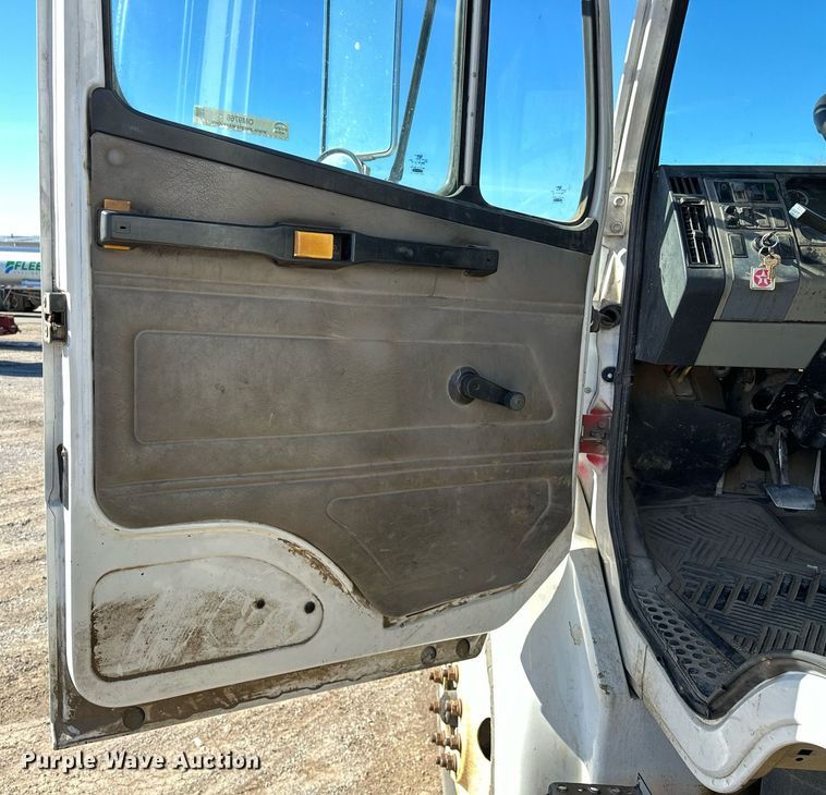 image for item OM9766 2004 Freightliner  FL70 fuel truck